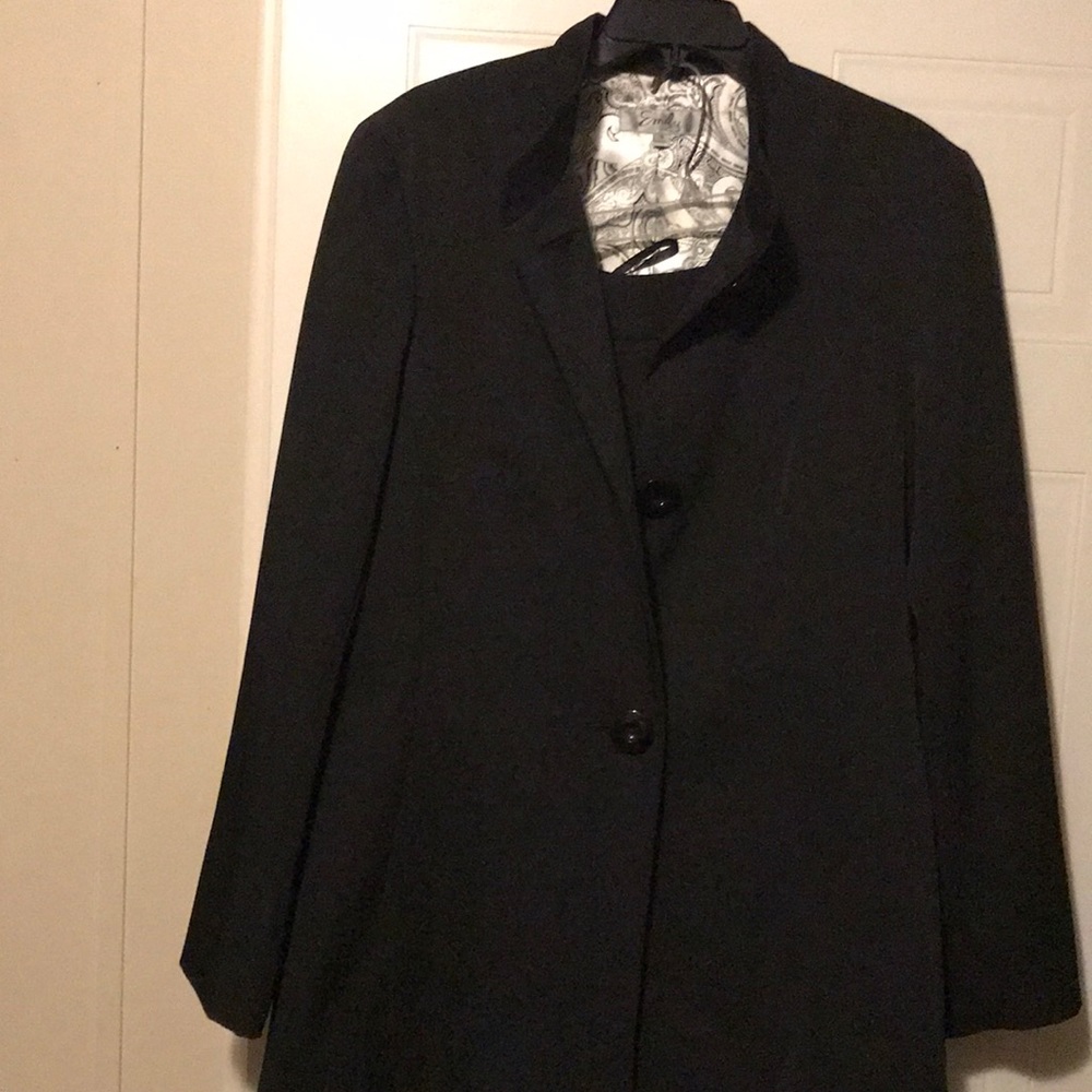 Black pants suit size 18.